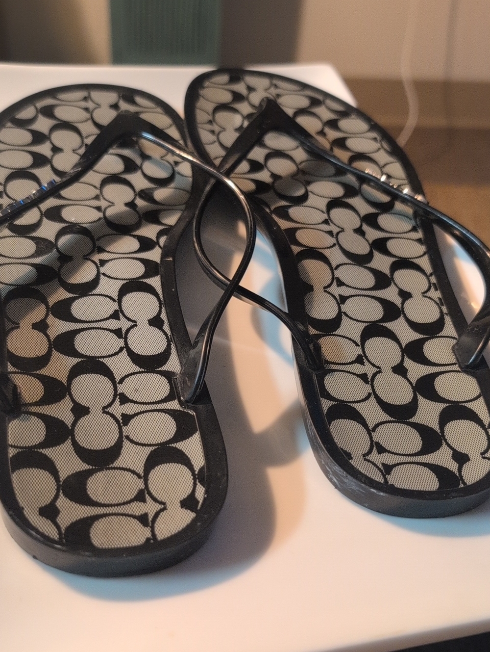 Coach Black Patent Leather Logo Print Women's Flip Flops